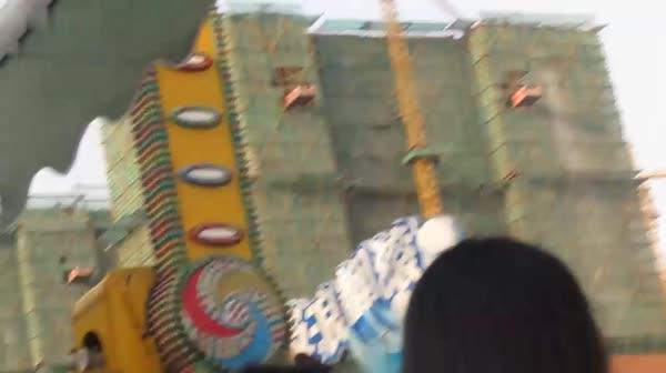 偷拍小美女丝足玩高跟鞋